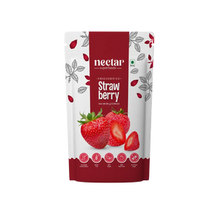 BestHealthySnacks-Earthbased_FREEZE DRIED STRAWBERRY SLICES_16