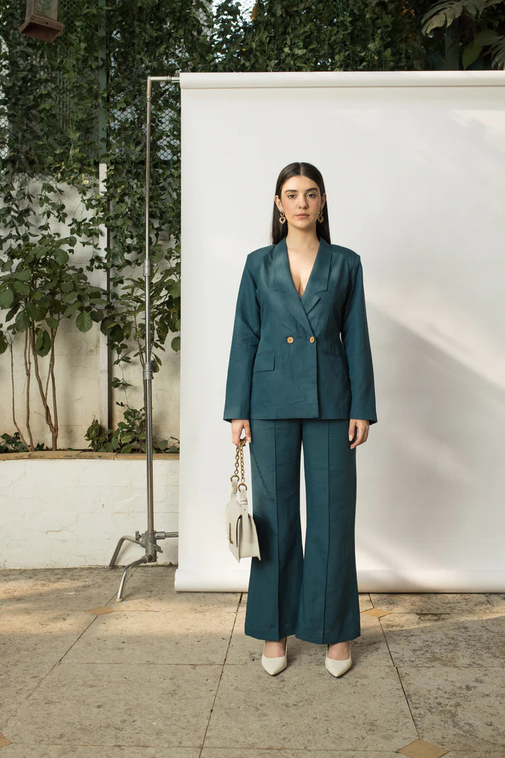 Best Vegan Clothing | Double Breasted Blazer | Anushe Pirani | earthbased.in | 02