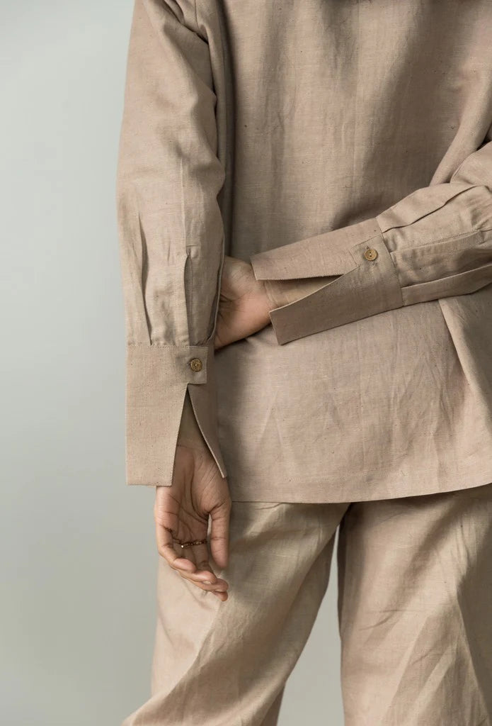 CINCHED WAIST SHIRT | Anushe Pirani | Best Sustainable Clothing for Women | 03