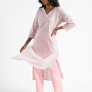 Apparel-Earthbased.in_Organic Cotton & Natural Dyed Womens Rose Pink Color Slim Fit Pants_02