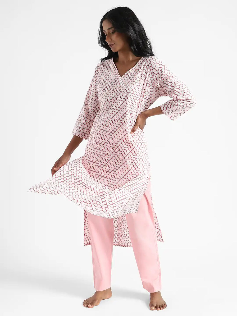 Apparel-Earthbased.in_Organic Cotton & Natural Dyed Womens Rose Pink Color Slim Fit Pants_02