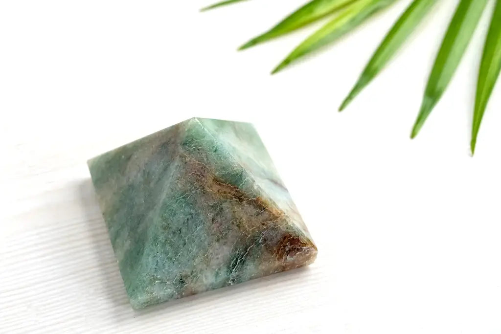 Aventurine _Prism _For_ Joy, _Fertility _And _Abundance_00