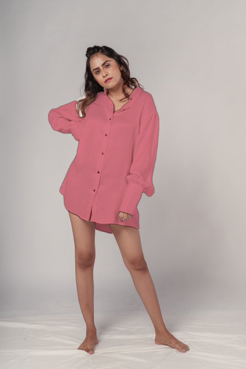 Boyfriend_ Shirt _in _Tencel™ _Satin_ earthbased_004