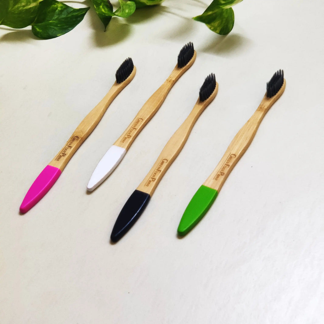 Natural_Bamboo_Toothbrush_Charcoal_bristles_00