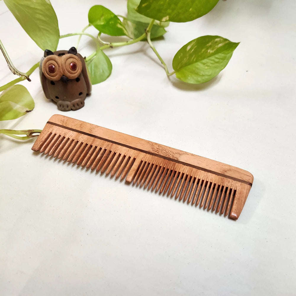 Personal-Care- Neem- Wood -Comb-Earthbased_303