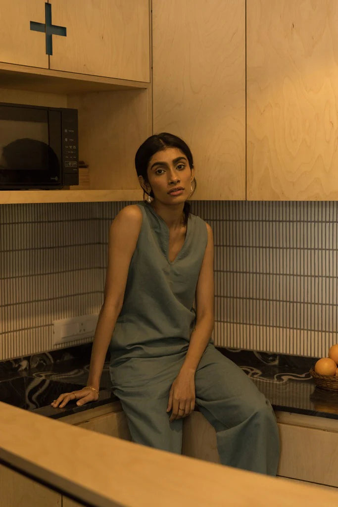 RELAXED-FIT JUMPSUIT | Anushe Pirani  | Best Vegan Apparel for Women - Earthbased | 02