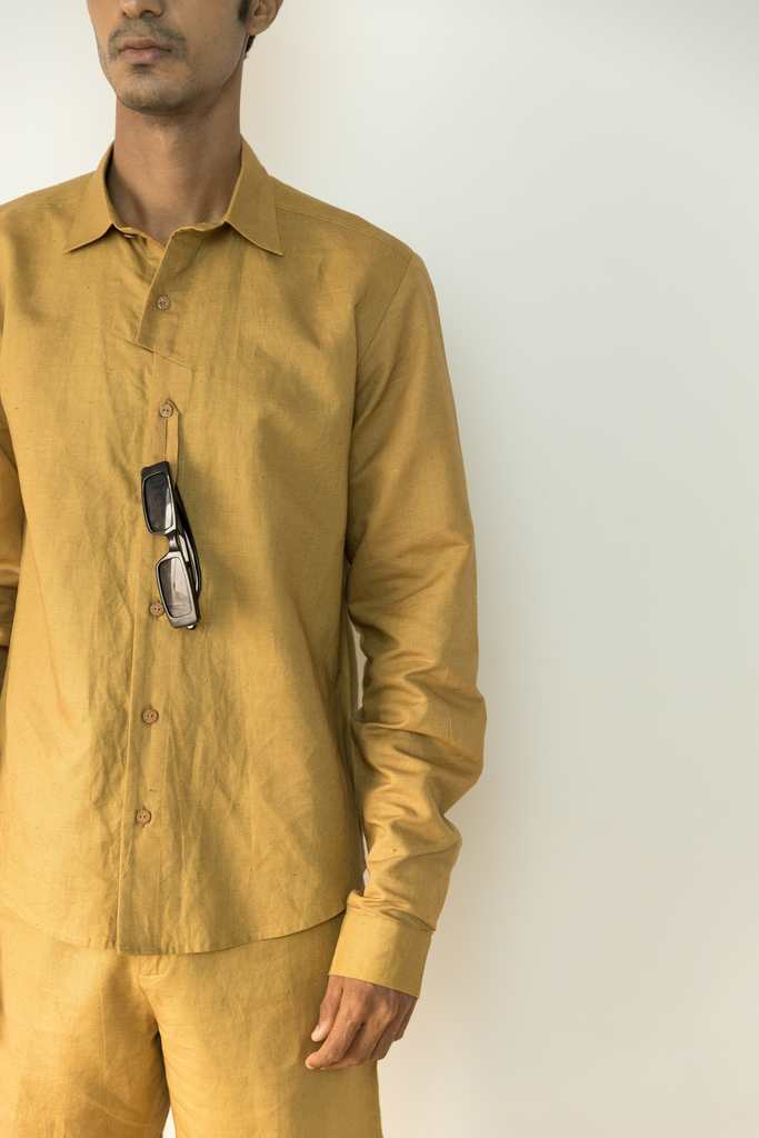 ASYMMETRIC PLACKET SHIRT