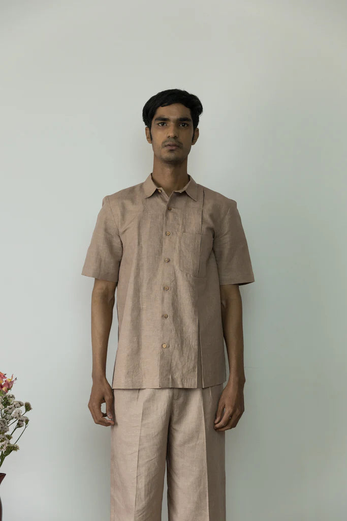 INVERTED-PLEAT SHIRT