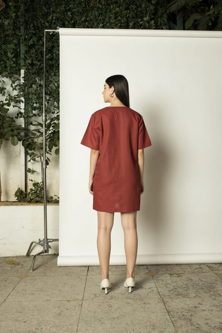 Sustainable Clothing | Plunge-Neck Shift Dress |  Anushe Pirani  | earthbased.in | 02