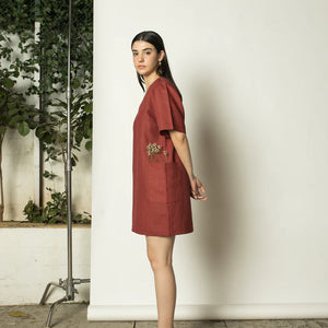 Sustainable Clothing | Plunge-Neck Shift Dress |  Anushe Pirani  | earthbased.in | 03