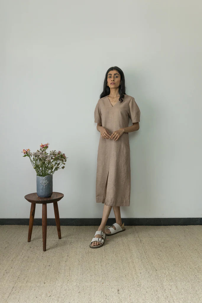 THE DAY-TRIPPER MIDI | Anushe Pirani | Best Sustainable Clothing for Women | earthbased.in | 01