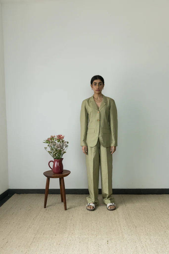 THE WAISTED BLAZER | Anushe Pirani | Best Sustainable Clothing for Women  | earthbased.in | 01