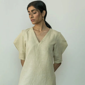THE WEEKEND MINI | Anushe Pirani | Best Sustainable Clothing for Women | earthbased.in | 02