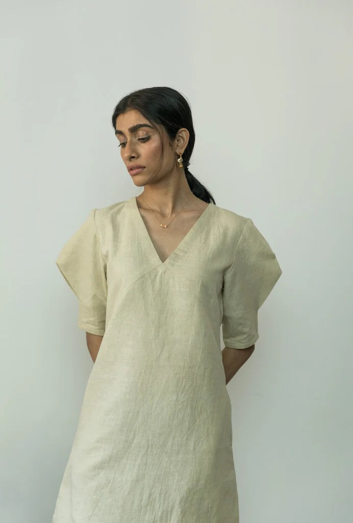 THE WEEKEND MINI | Anushe Pirani | Best Sustainable Clothing for Women | earthbased.in | 02