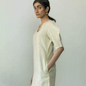 THE WEEKEND MINI | Anushe Pirani | Best Sustainable Clothing for Women | earthbased.in | 03