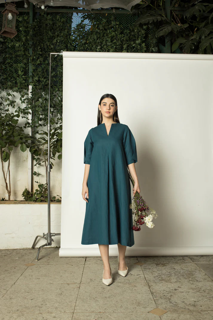 Vegan Products | Pleated A-Line Maxi |  Anushe Pirani | earthbased.in | 01